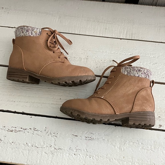 Cat & Jack Shoes Cat Jack Toddler Girl 8 Brown Lace Up Boots With